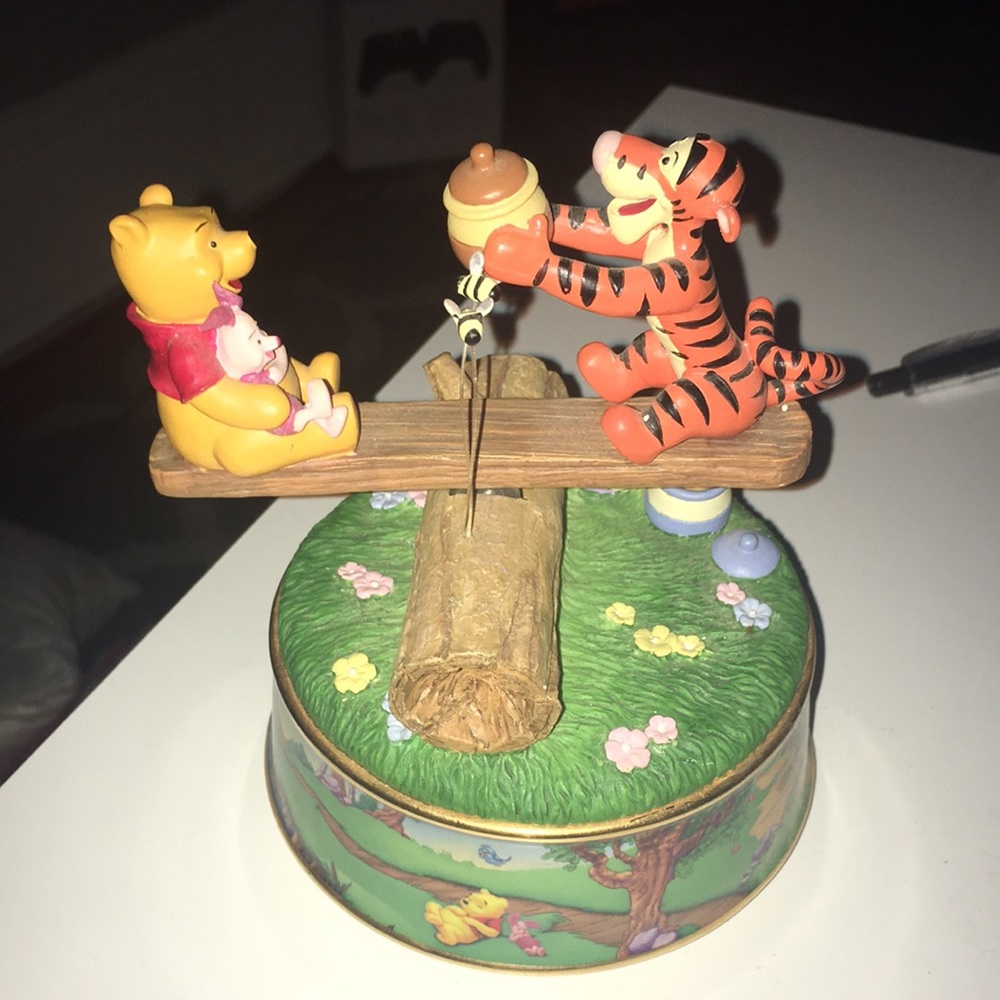 Winnie the Pooh Seesaw Music Box